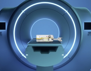 Foto: Sichere Infusionspumpe direkt am MRT