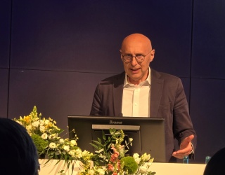 Licht ins Unsichtbare bringen: Die Eröffnung des Röntgenkongress 2025 in Wiesbaden