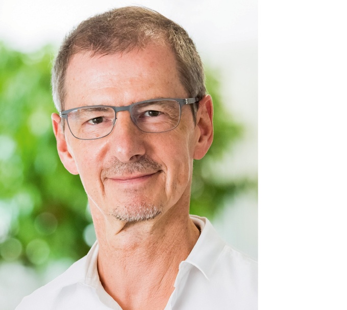 Priv.- Doz. Dr. Jörg Stattaus