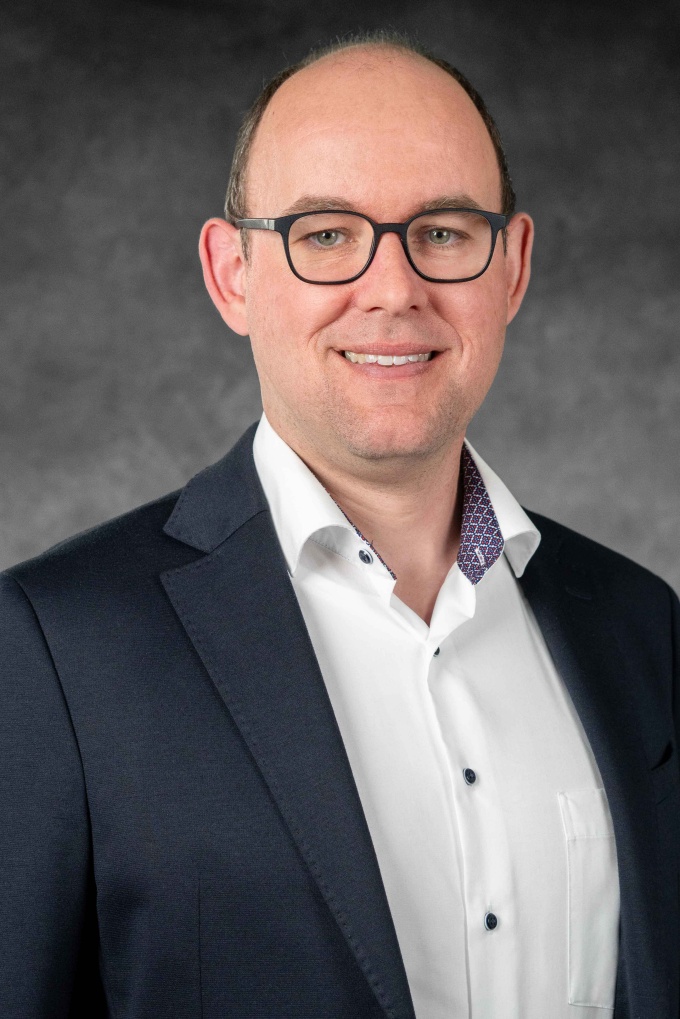 Dr. Christian Prasch