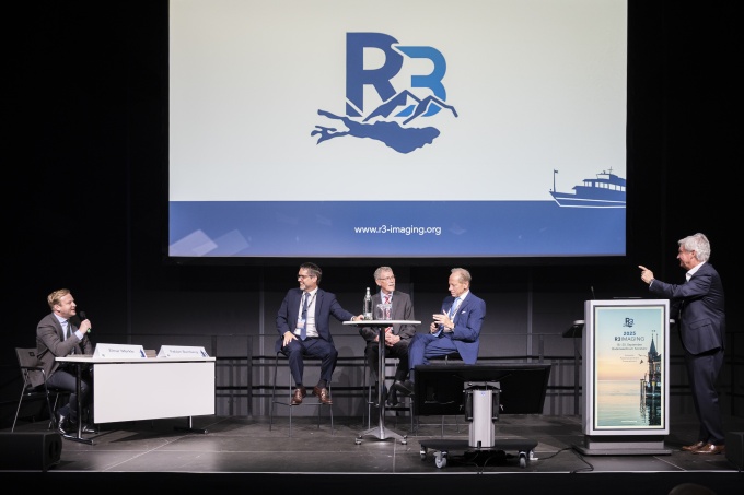 Fabian Bamberg, Konstantin
Nikolaou, Maximilian Reiser, Christian Herold und...