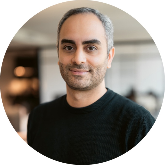 Dr. Ehssan Ghadamgahi,