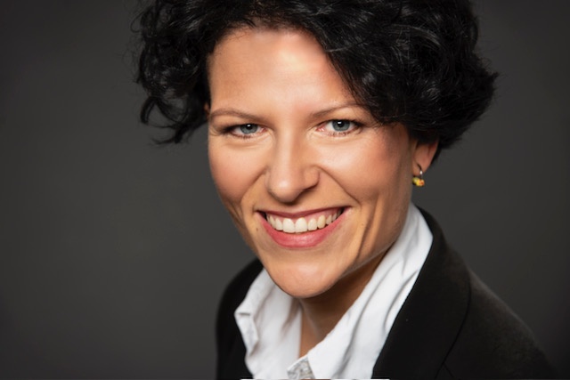 Dr. Nadine Biermann