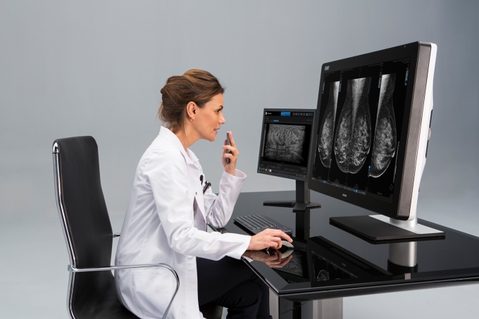 Foto: GE HealthCare | SenoIris Workflow- und Befundlösungen...
