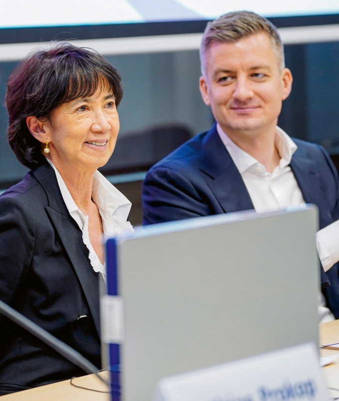 Prof. Regina Beets-Tan, EIBIR Wissenschaftliche Direktorin, stellte die vom ESR...
